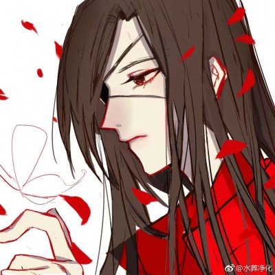 女大学生说同房间女生被打得一身血